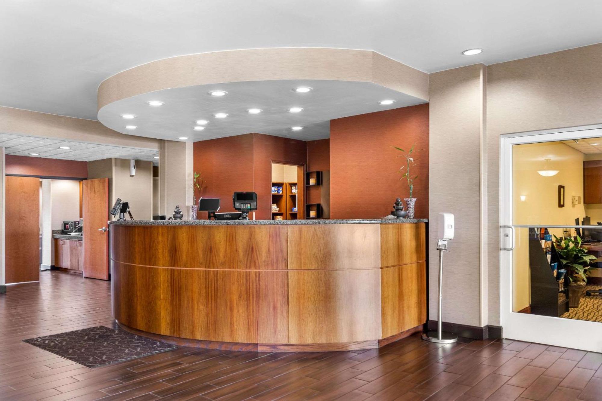 Comfort Suites Mount Vernon Exterior foto