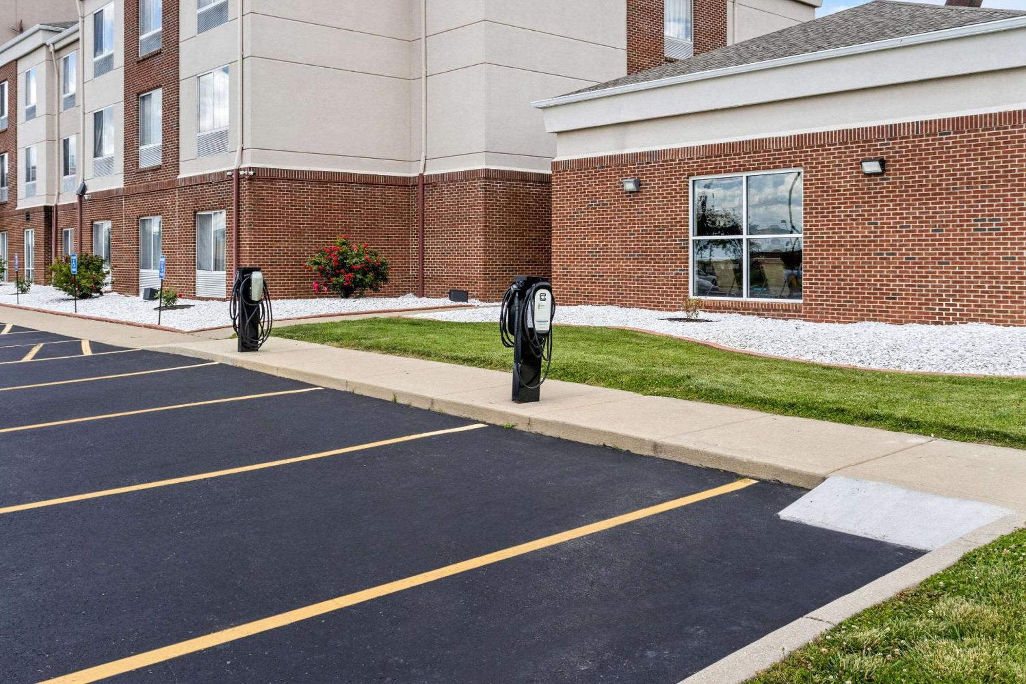 Comfort Suites Mount Vernon Exterior foto