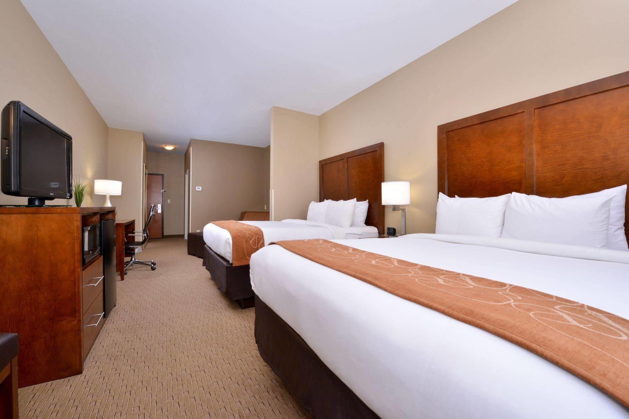 Comfort Suites Mount Vernon Exterior foto